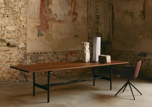 Zinco wood table by Desalto.