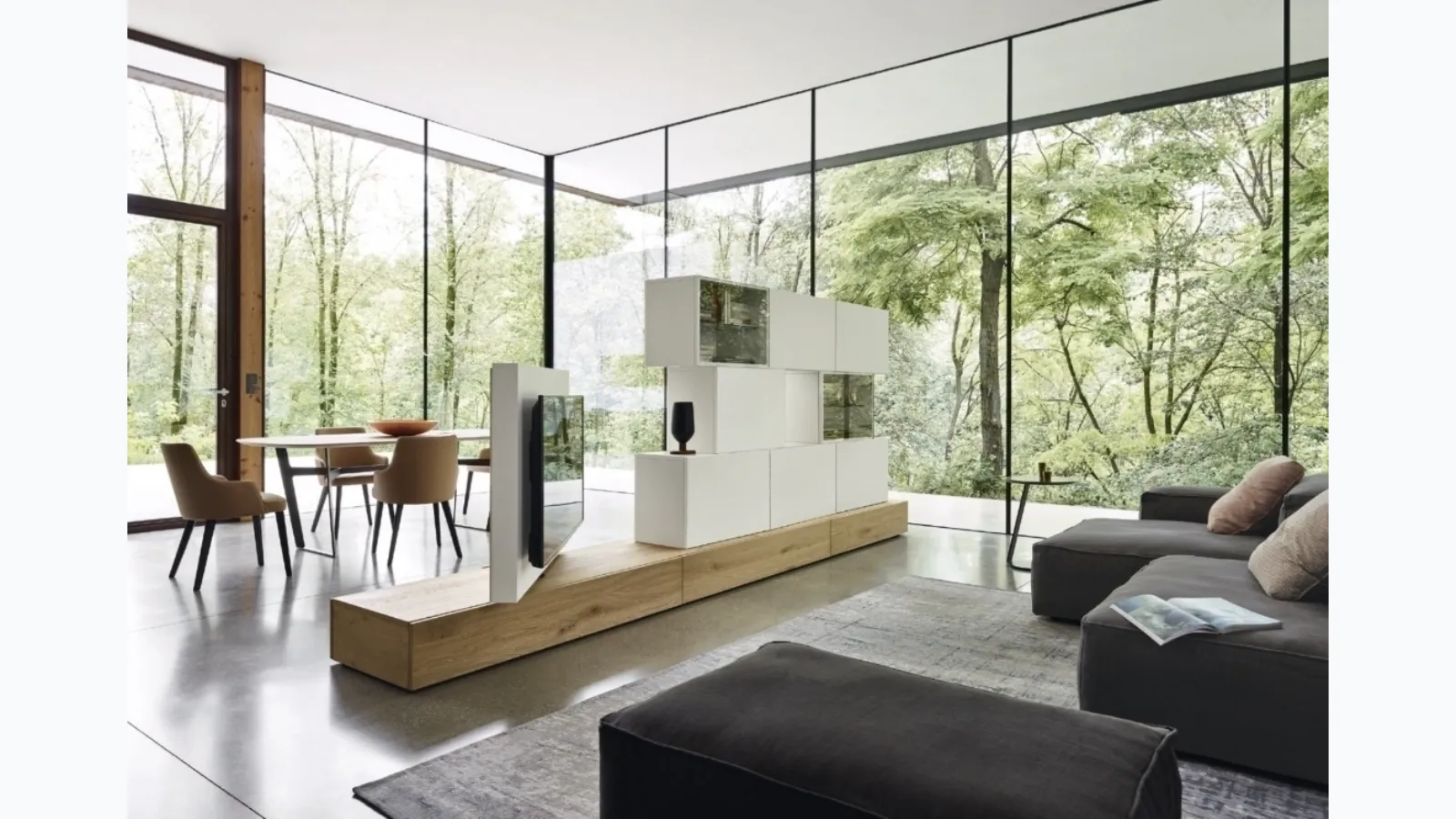 Mobile TV Units Roto Lampo by Sangiacomo