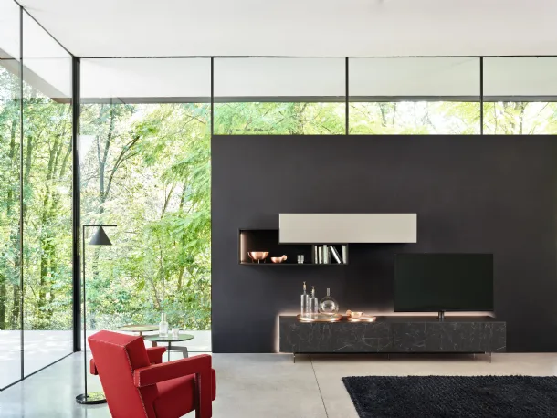 Vesa TV stand on Sangiacomo Cabaret Mobile