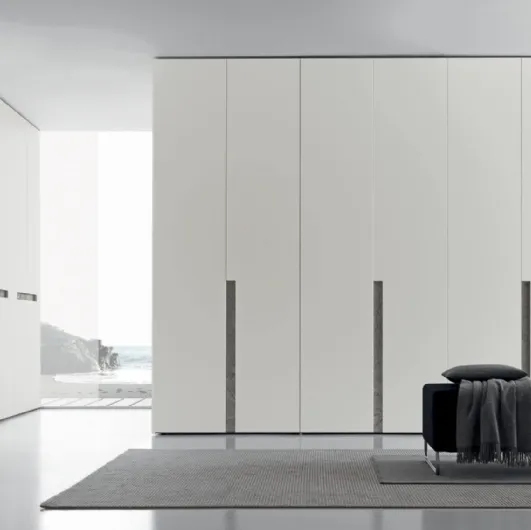 Alibi hinged door wardrobe by Presotto.