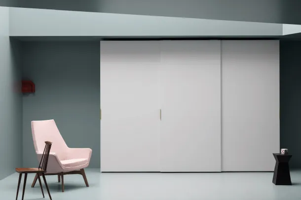 Wardrobe with sliding doors Aria Simple by Kristalia