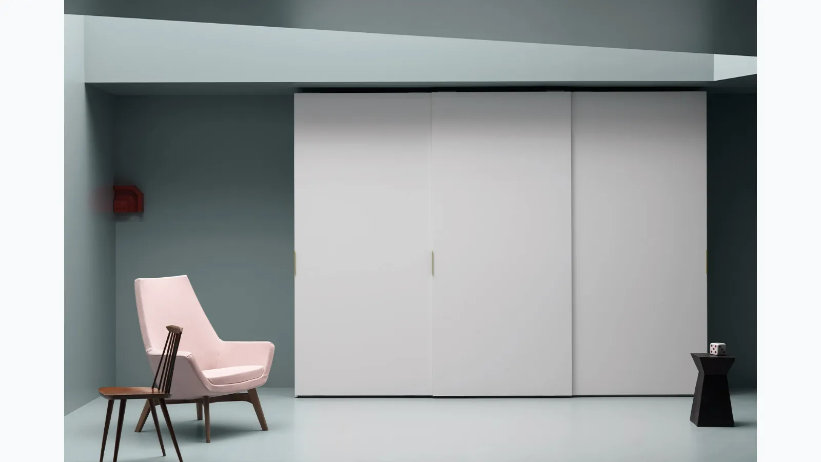 Wardrobe with sliding doors Aria Simple by Kristalia