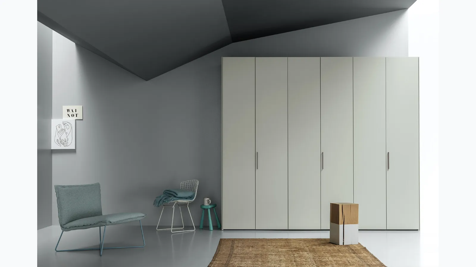 Wardrobe with swing doors Aria Simple by Kristalia