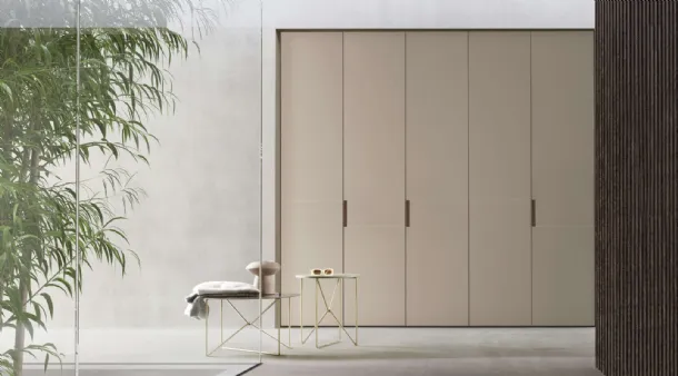 Wardrobe with hinged doors Astipalea by Presotto