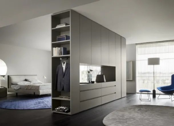 Double-sided wardrobe 