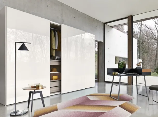 Breccia Sliding Wardrobe in glossy lacquer by Sangiacomo.