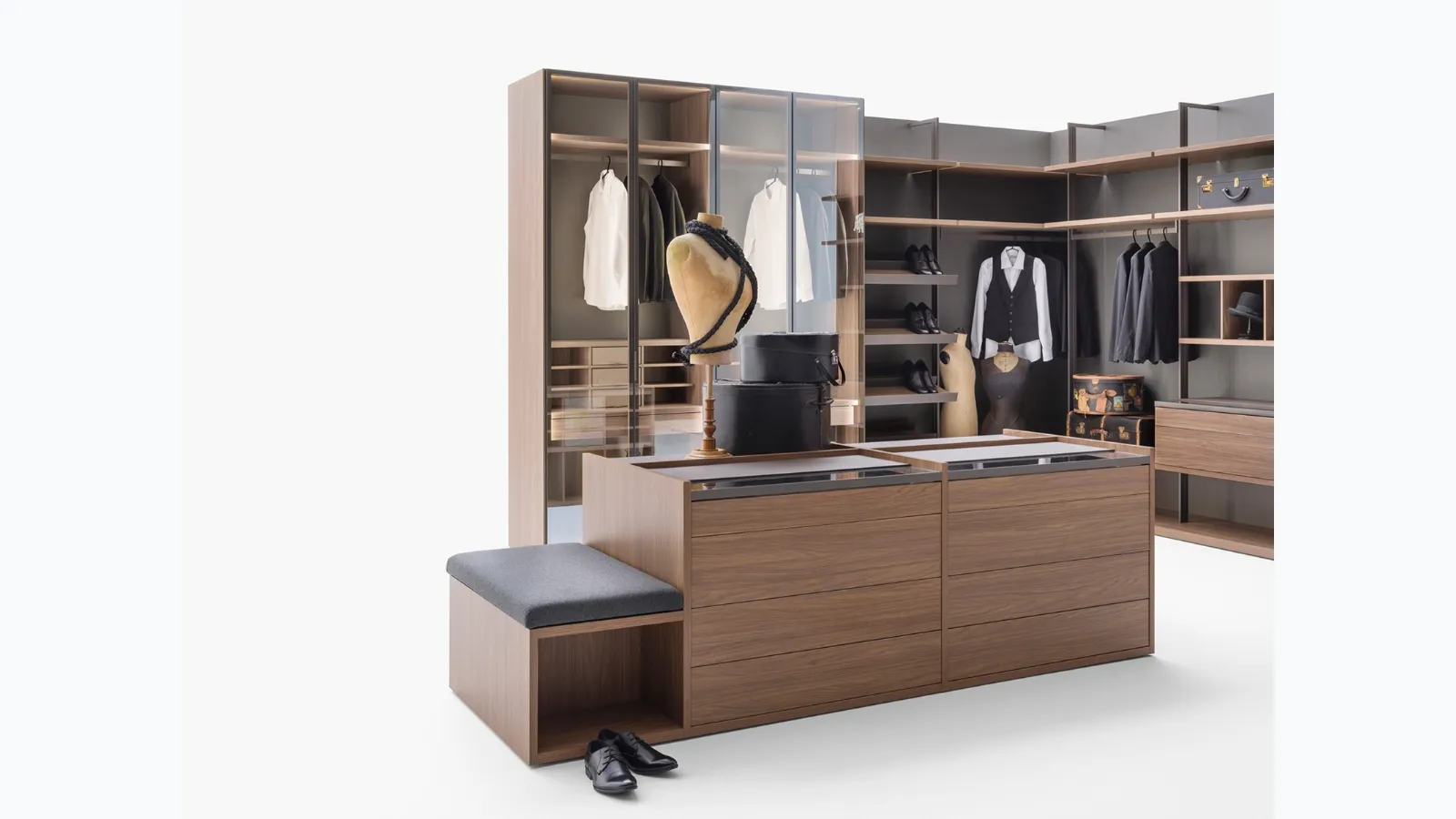 Freedhome wardrobe with island by Caccaro