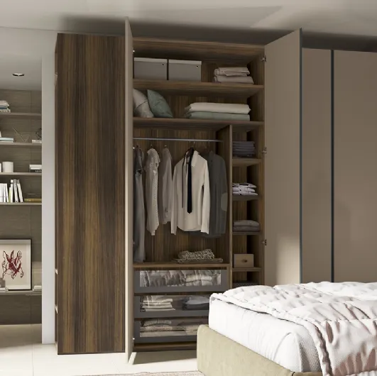 Colombini Casa Club N31 wardrobe.