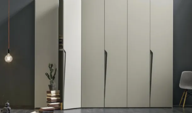 Wardrobe with swing door Drop by Tomasella.