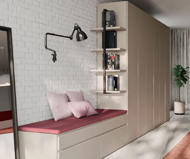 Wardrobe with swing doors in Tortora wire melamine