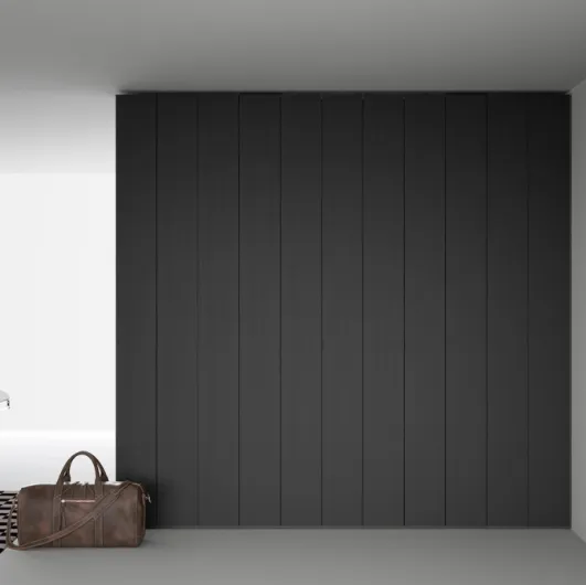 Double-sided Freedhome wardrobe for the entrance by Caccaro.
