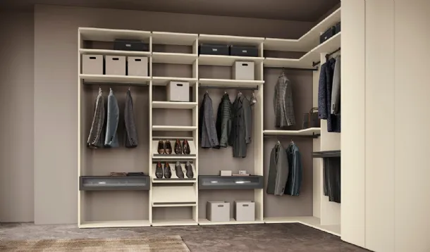 Golf Flexo U48 walk-in closet by Colombini Casa.