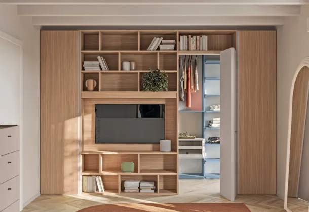 Golf N03 walk-in closet by Colombini Casa