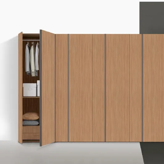 Golf Utility 29 wardrobe by Colombini Casa.