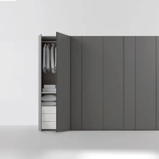 Golf Utility 30 wardrobe by Colombini Casa