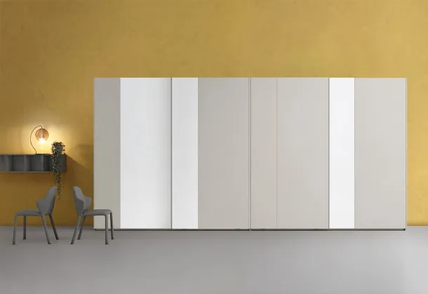 Wardrobe with sliding doors Golf Utility 39 by Colombini Casa.