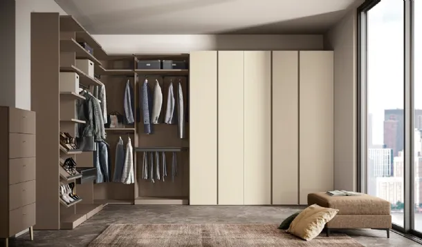 Golf Utility 47 Walk-in Closet by Colombini Casa