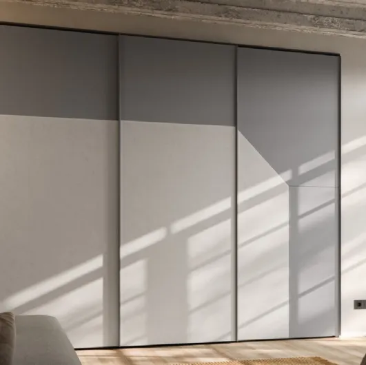 Custom made wardrobe with sliding door Level UP + Climb UP 45 by Orme