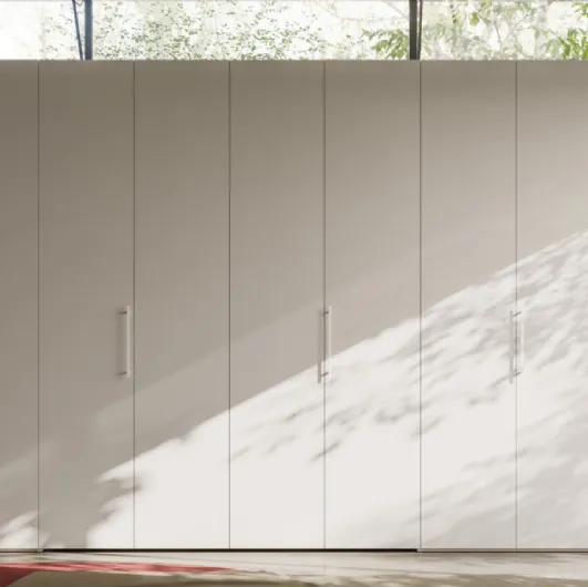 Wardrobe with smooth hinged door + M14 + Alea 37 cabin by Orme.