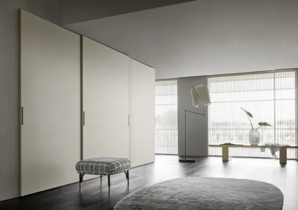 Meridian sliding door wardrobe by Sangiacomo