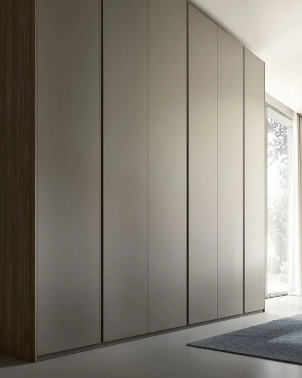 Wardrobe with swinging doors Quadro Gola finish grey by S75.