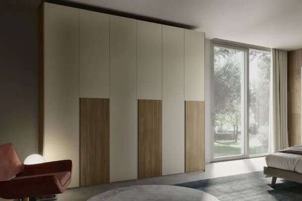 Wardrobe with swinging doors Quadro Mezzagola finish in chalk and walnut of S75