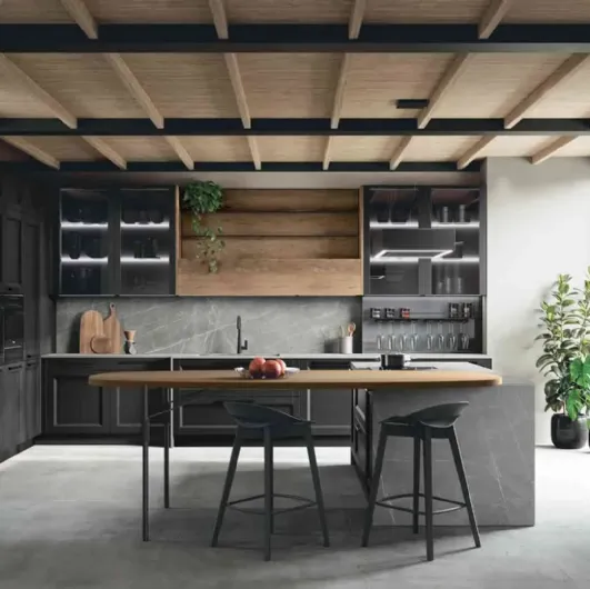Classic Kitchen with Beverly 02 island in lacquered Ash by Stosa