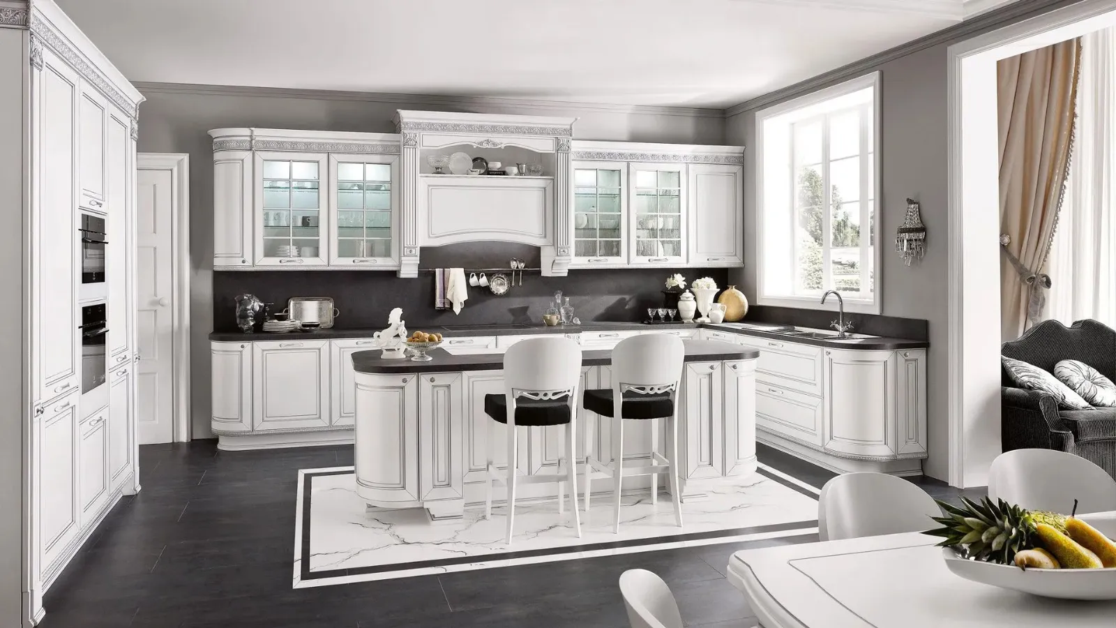 Classic kitchen with Dolcevita 09 island by Stosa