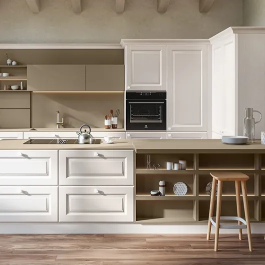 Classic kitchen with Memory 01 peninsula in White lacquered Ash by Veneta Cucine.