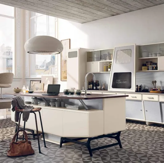 Classic kitchen with a Saint Louis lacquered wood island by Marchi