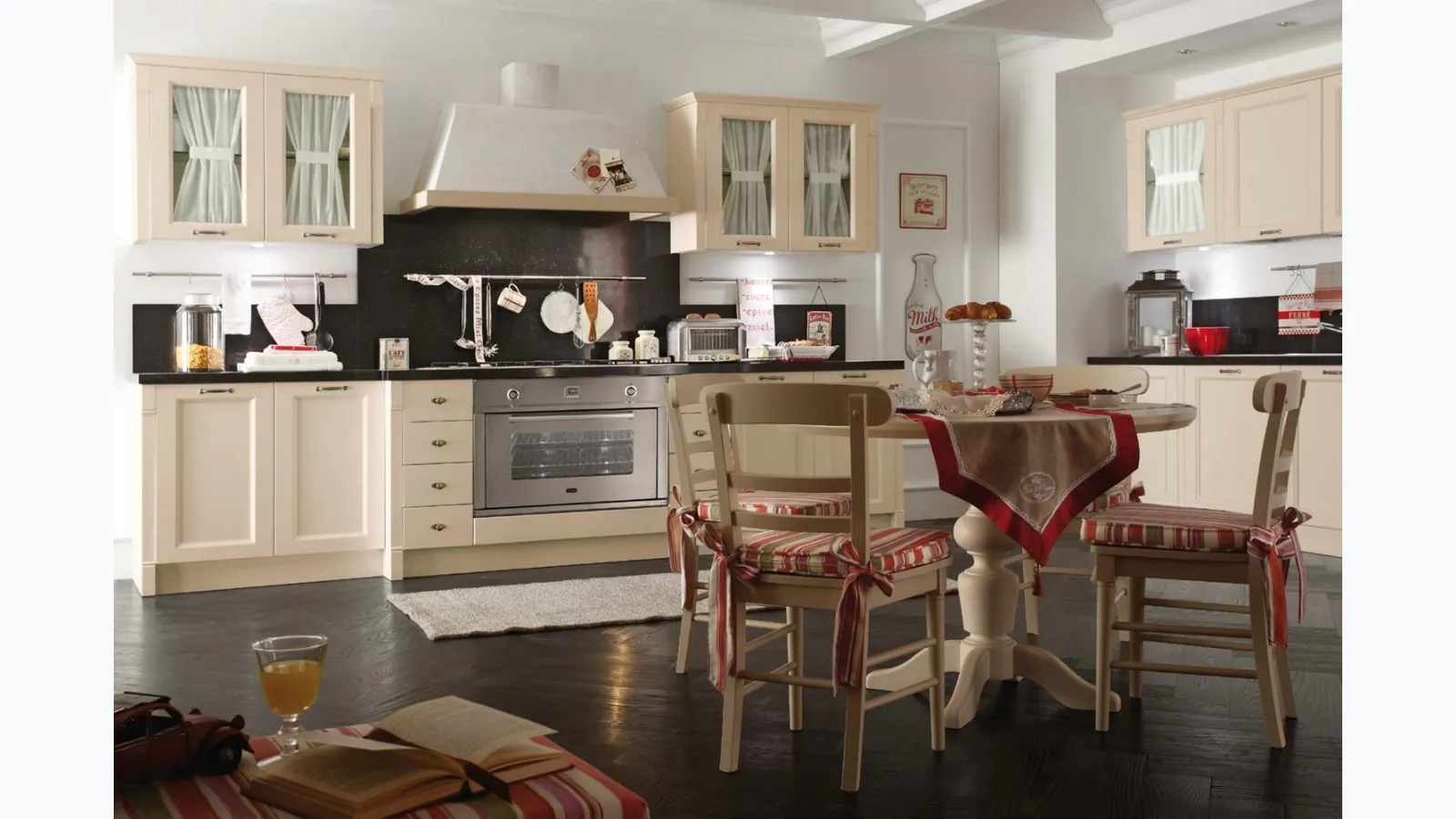 Classic corner kitchen in lacquered wood with glass display cabinets and a round solid spruce table Sweet Kitchen Romantic Light by Callesella.