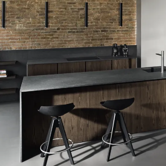 Design kitchen with wooden island and stone Altea 06 by Maistri.