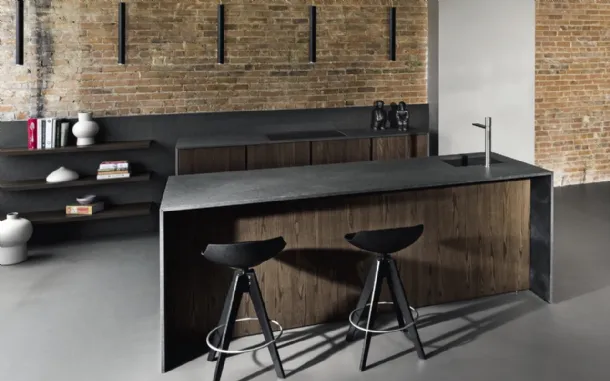 Design kitchen with wooden island and stone Altea 06 by Maistri.