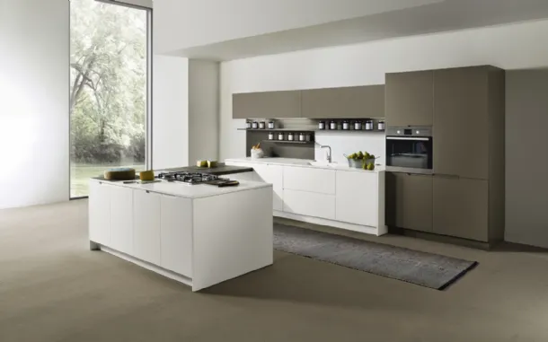 Arena 13 peninsula Kitchen Design by Maistri