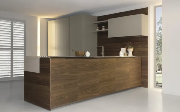 Design kitchen with Maistri's Arena wooden peninsula.