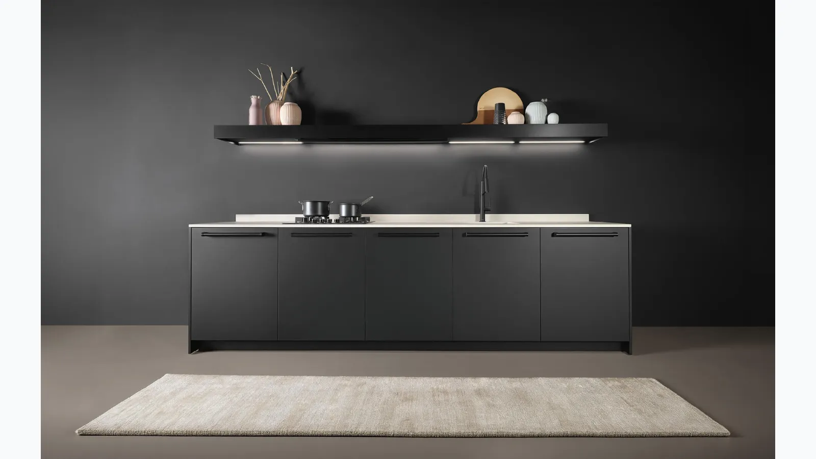 Arena Design Kitchen with Tube handle by Maistri
