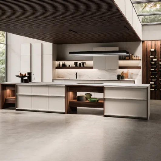 Design Kitchen with Arena Mass + K table island by Maistri