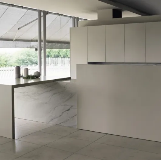 Design kitchen with Arka 03 island by Maistri