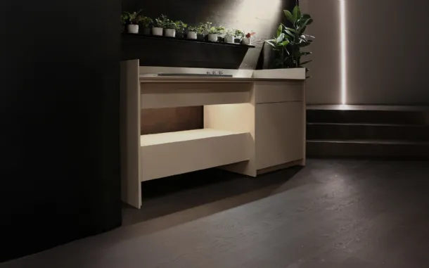 Design B table + Outdoor Units by Maistri