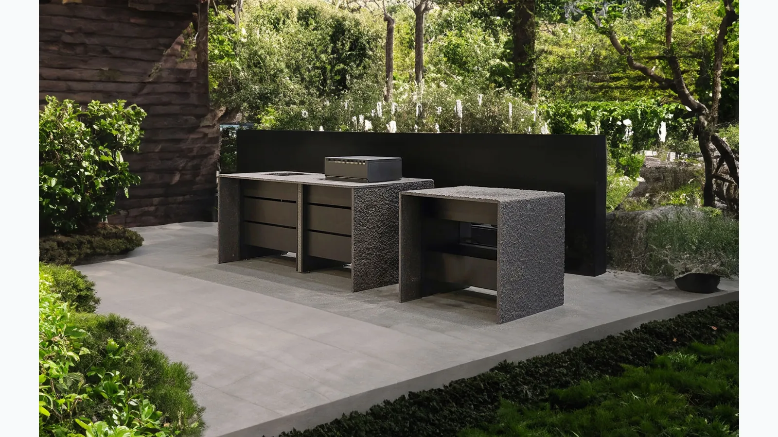 Outdoor Design Kitchen with B table drawers by Maistri