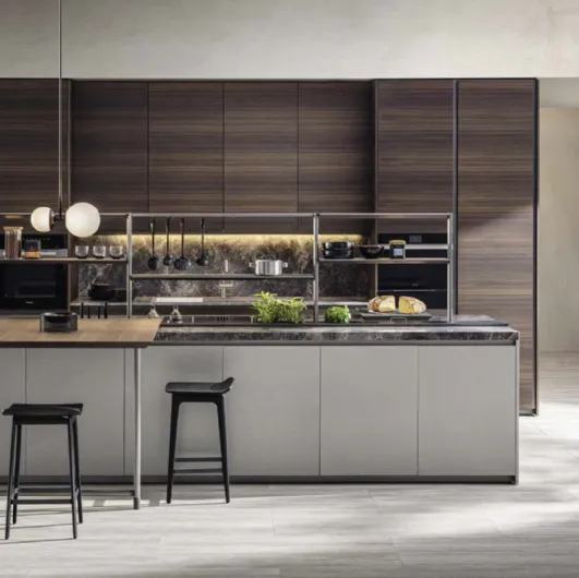Design kitchen with Hi-Line 6 Titan lacquered island with columns in Eucalyptus by Molteni & C