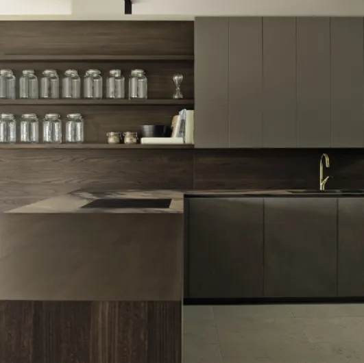 Design kitchen with peninsula Viva 08 by Maistri
