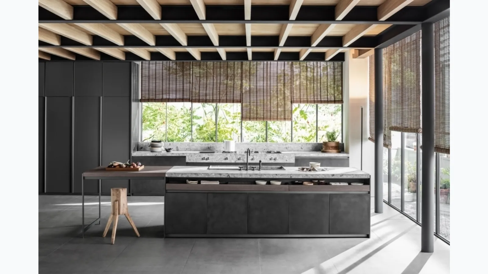 Design kitchen with island VVD in railway steel and top in Molteni & C Ceppo stone.