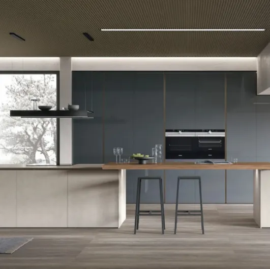 Modern kitchen with double Aliant 04 island by Stosa.