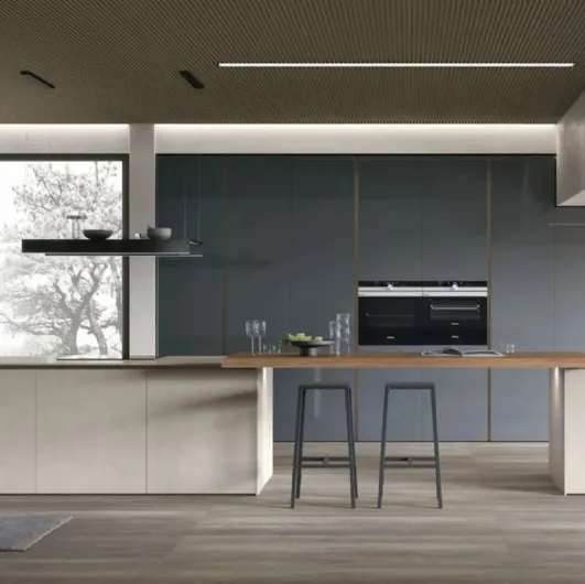Modern Kitchen with Aliant 07 Island by Stosa
