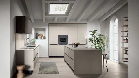Modern Kitchen with Colibri Intra island by Forma Cucine.