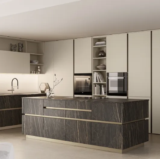 Modern kitchen with iconic island 07 in lacquer and ceramic by Veneta Cucine.