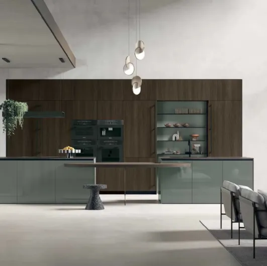 Modern kitchen with Color Trend 09 island in Cannetted Thermocooked Oak and glossy Thyme lacquered by Stosa.