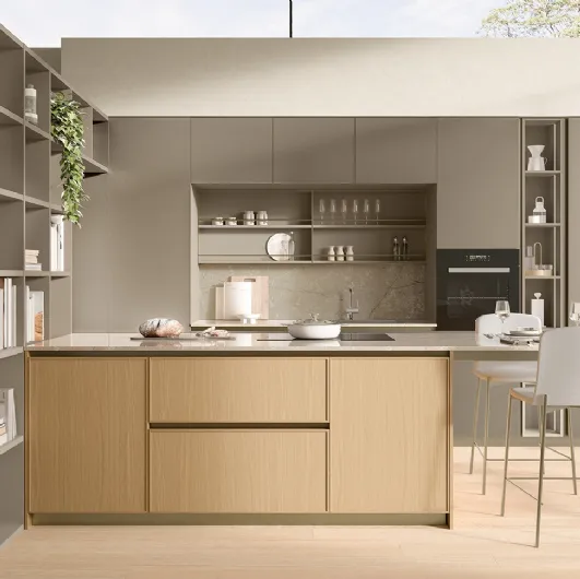 Modern kitchen with Sakura 06 peninsula in matte Alabaster glass and Oak by Veneta Cucine
