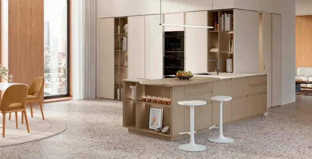 Modern kitchen with Sakura 19 peninsula in lacquered ash, brown and cream by Veneta Cucine